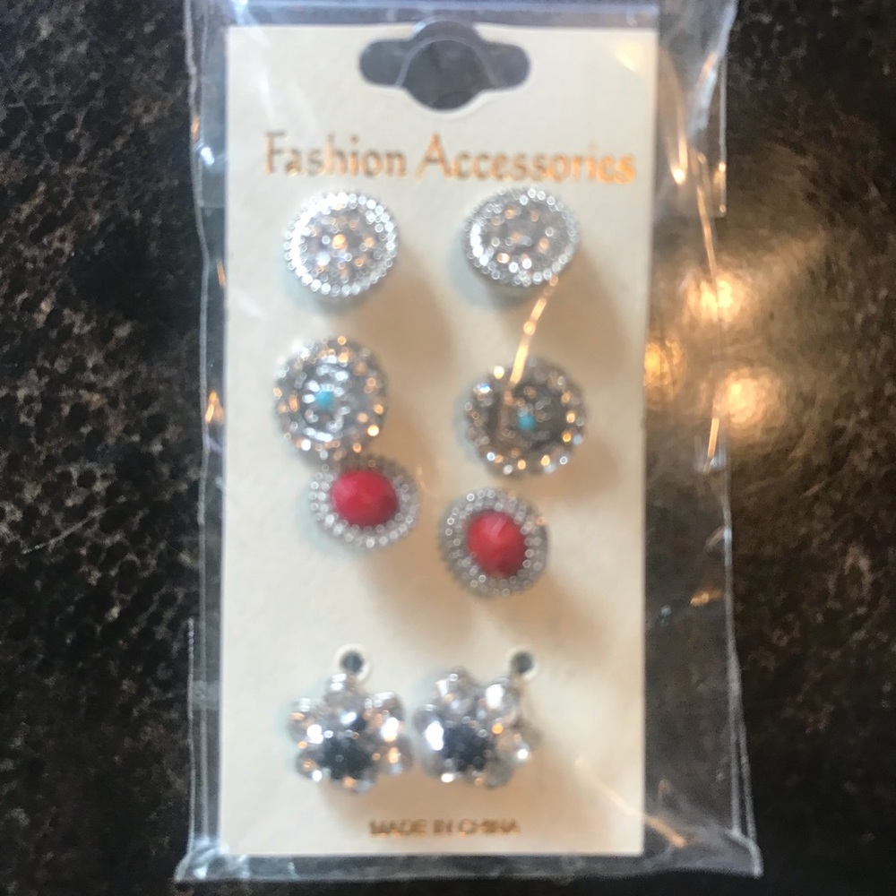 Brand new assorted earrings